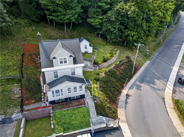203 Woods Road, Geddes, NY 13209