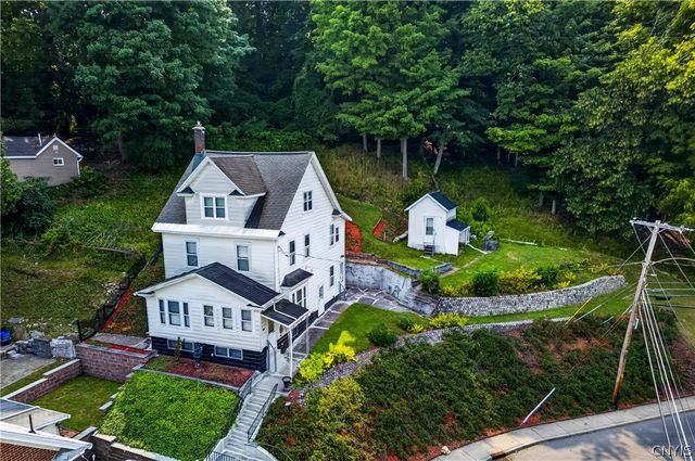 203 Woods Road, Geddes, NY 13209