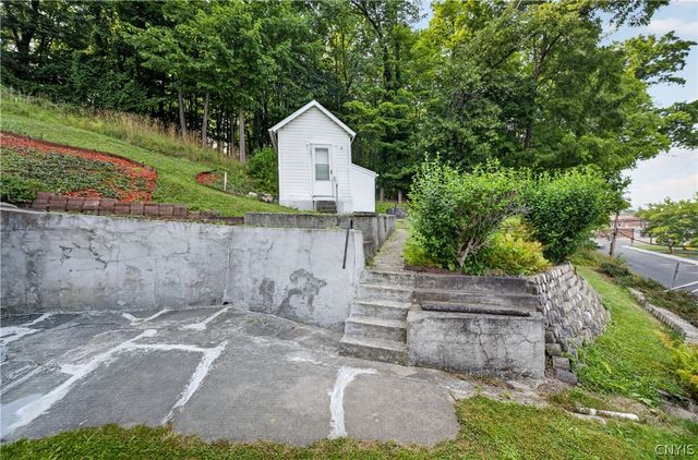 203 Woods Road, Geddes, NY 13209