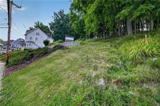 203 Woods Road, Geddes, NY 13209