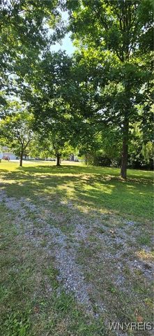 33 Heim Road, Amherst, NY 14221