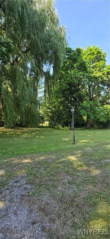 33 Heim Road, Amherst, NY 14221