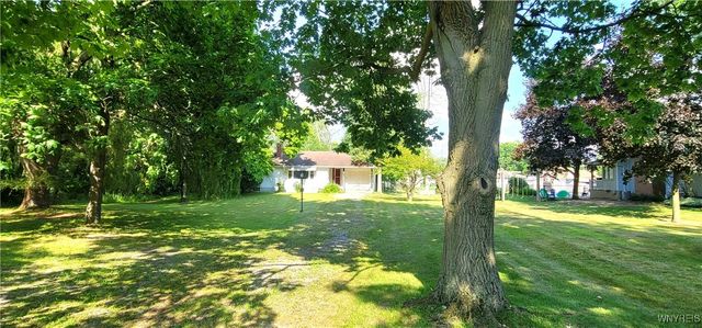 33 Heim Road, Amherst, NY 14221