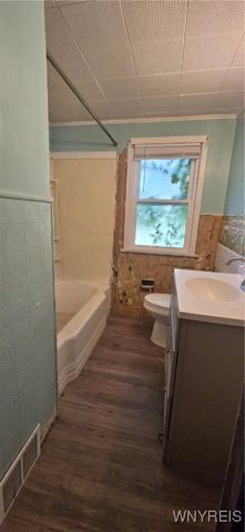 33 Heim Road, Amherst, NY 14221