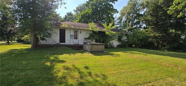 33 Heim Road, Amherst, NY 14221