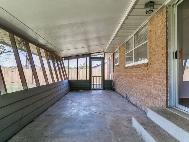 1502 S Reno Avenue, El Reno, OK 73036