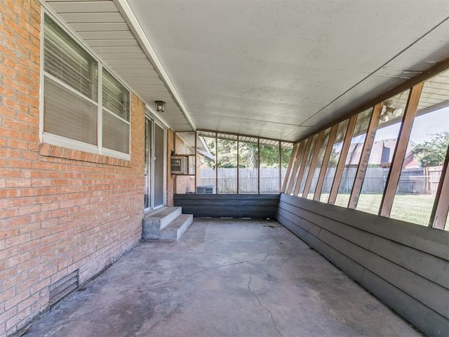 1502 S Reno Avenue, El Reno, OK 73036