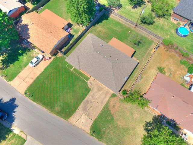 1502 S Reno Avenue, El Reno, OK 73036