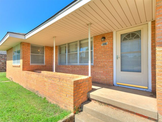 1502 S Reno Avenue, El Reno, OK 73036