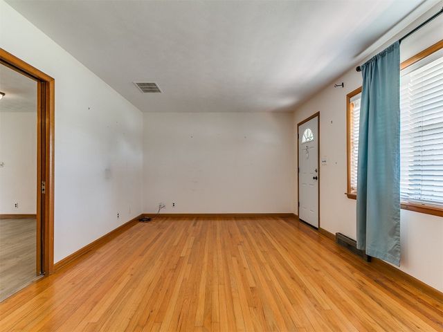 1502 S Reno Avenue, El Reno, OK 73036