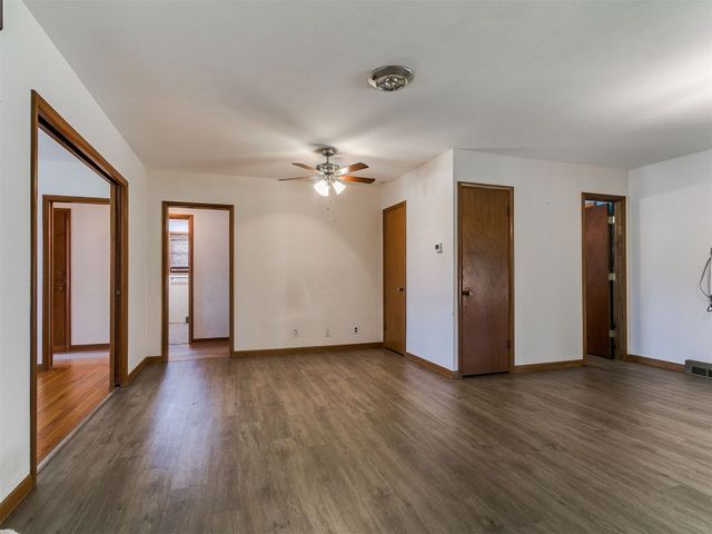 1502 S Reno Avenue, El Reno, OK 73036