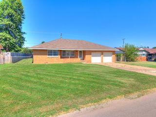 1502 S Reno Avenue, El Reno, OK 73036