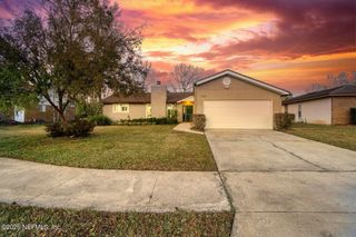 11613 LAKE RIDE Drive, Jacksonville, FL 32223