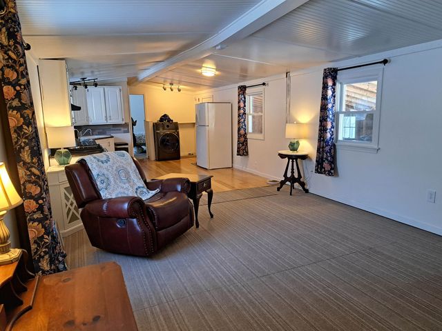 1025 Mountainview Avenue, Charlestown, NH 03603