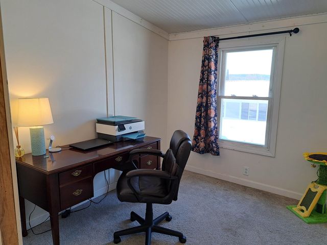 1025 Mountainview Avenue, Charlestown, NH 03603