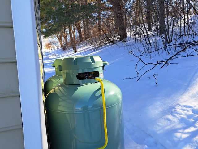 1025 Mountainview Avenue, Charlestown, NH 03603