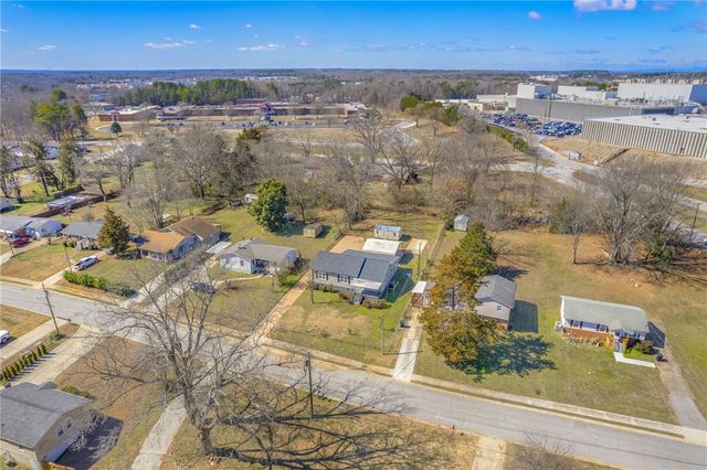 107 Boyd Avenue, Simpsonville, SC 29681