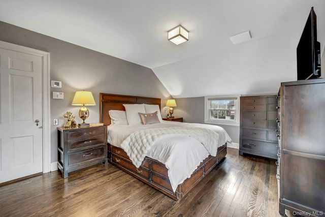 21 Homestead Avenue, Scarsdale, NY 10583