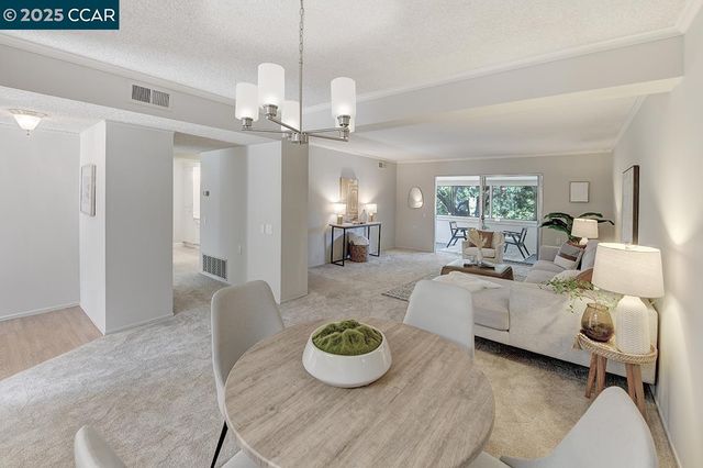 1424 Canyonwood Ct 1, Walnut Creek, CA 94595