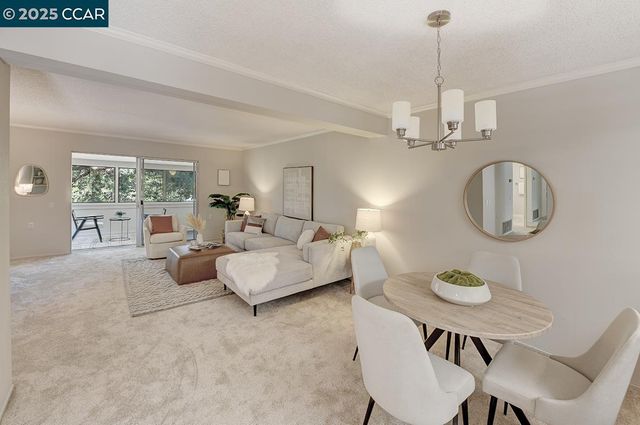 1424 Canyonwood Ct 1, Walnut Creek, CA 94595