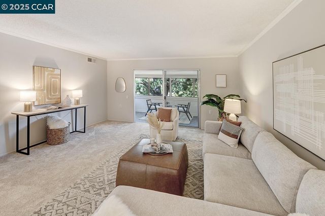 1424 Canyonwood Ct 1, Walnut Creek, CA 94595