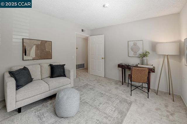 1424 Canyonwood Ct 1, Walnut Creek, CA 94595