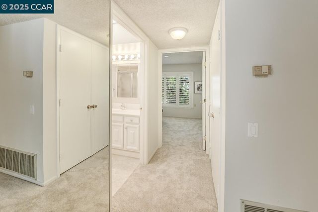 1424 Canyonwood Ct 1, Walnut Creek, CA 94595