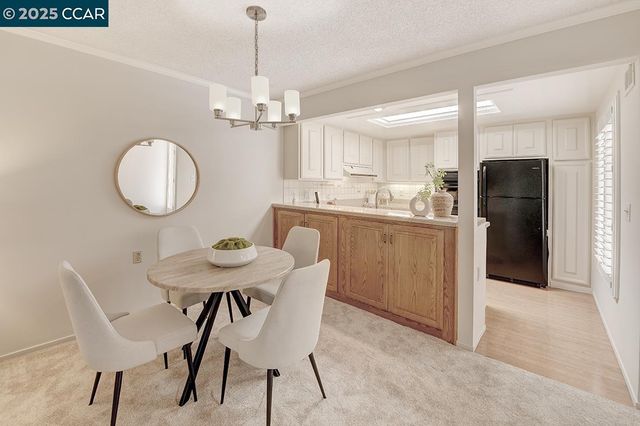 1424 Canyonwood Ct 1, Walnut Creek, CA 94595
