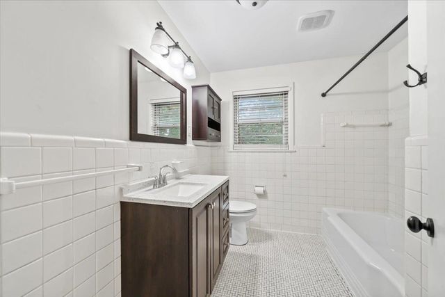 4135 CHICKASAW RD, Memphis, TN 38117