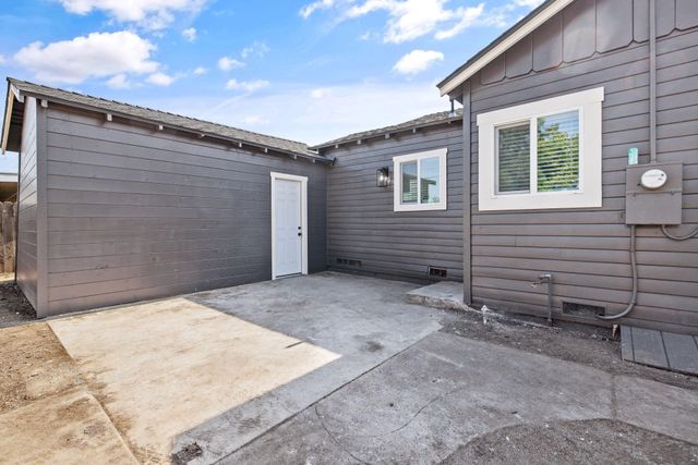 620 Mariposa Avenue, Tulare, CA 93274