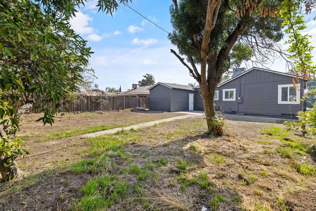 620 Mariposa Avenue, Tulare, CA 93274