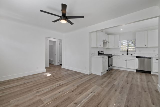 620 Mariposa Avenue, Tulare, CA 93274