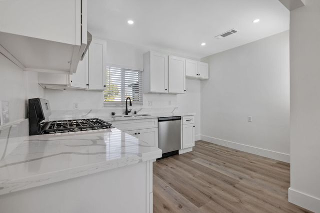 620 Mariposa Avenue, Tulare, CA 93274