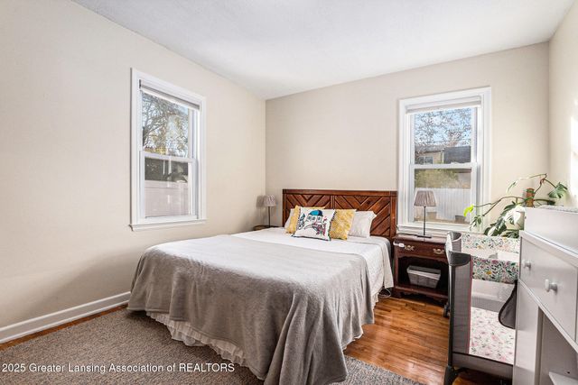 1620 Clifton Avenue, Lansing, MI 48910