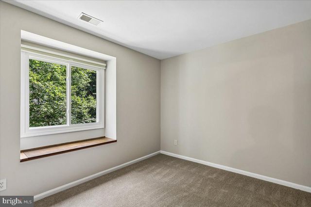 6310 WINDPATTERNS TRL, Fairfax Station, VA 22039