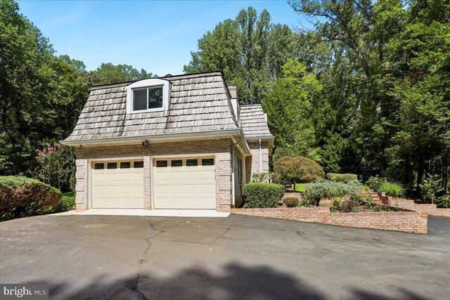 6310 WINDPATTERNS TRL, Fairfax Station, VA 22039