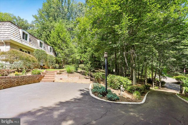 6310 WINDPATTERNS TRL, Fairfax Station, VA 22039