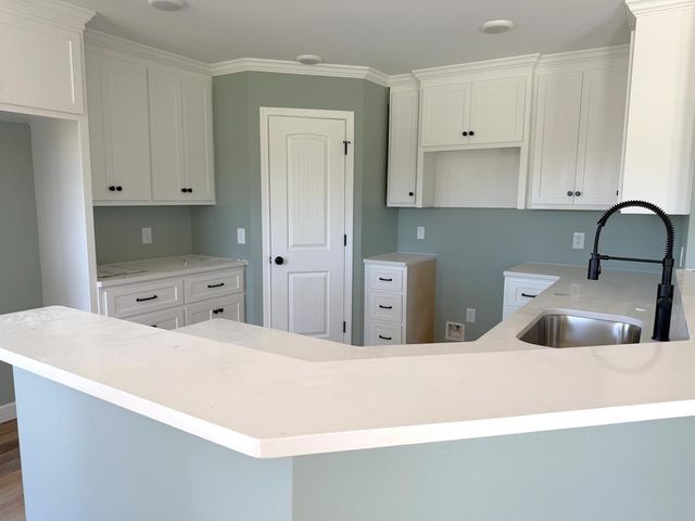 562 N John Street, New Brockton, AL 36351