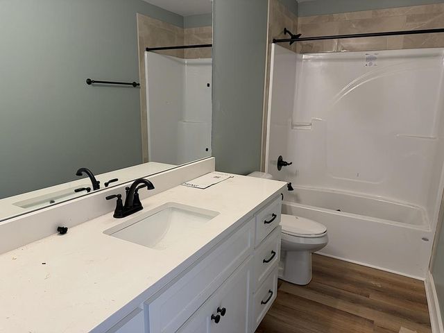 562 N John Street, New Brockton, AL 36351