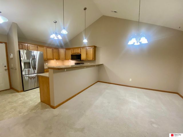 6240 Windhaven Drive, Lincoln, NE 68512
