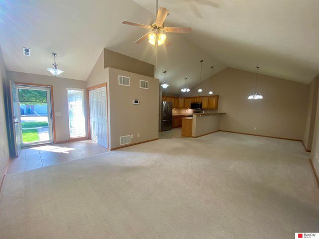 6240 Windhaven Drive, Lincoln, NE 68512