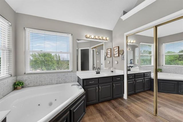 715 S Minter Road, Grain Valley, MO 64029