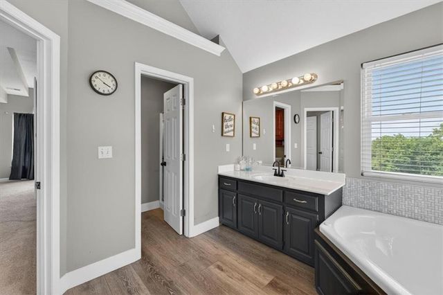 715 S Minter Road, Grain Valley, MO 64029