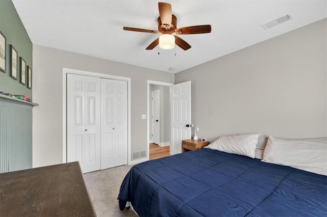 715 S Minter Road, Grain Valley, MO 64029