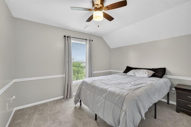 715 S Minter Road, Grain Valley, MO 64029