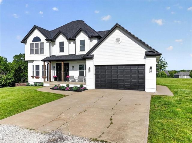 715 S Minter Road, Grain Valley, MO 64029