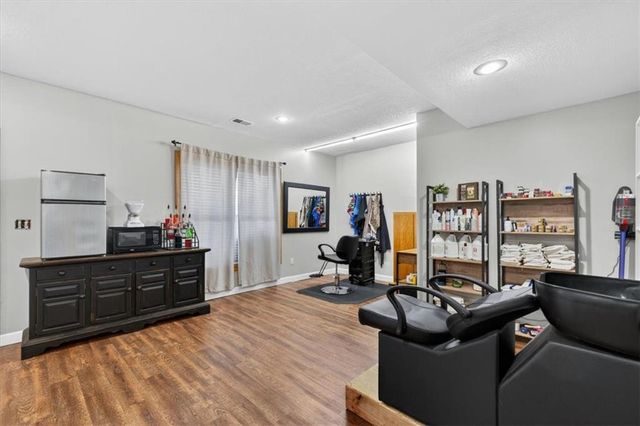 715 S Minter Road, Grain Valley, MO 64029