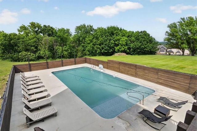 715 S Minter Road, Grain Valley, MO 64029