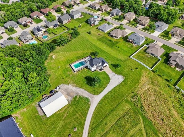 715 S Minter Road, Grain Valley, MO 64029