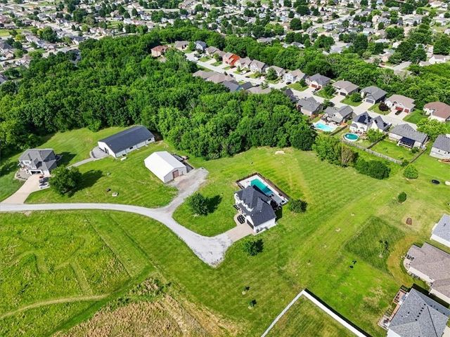 715 S Minter Road, Grain Valley, MO 64029